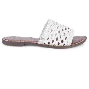 SAM EDELMAN
GENOVIA BRAIDED LEATHER Slides